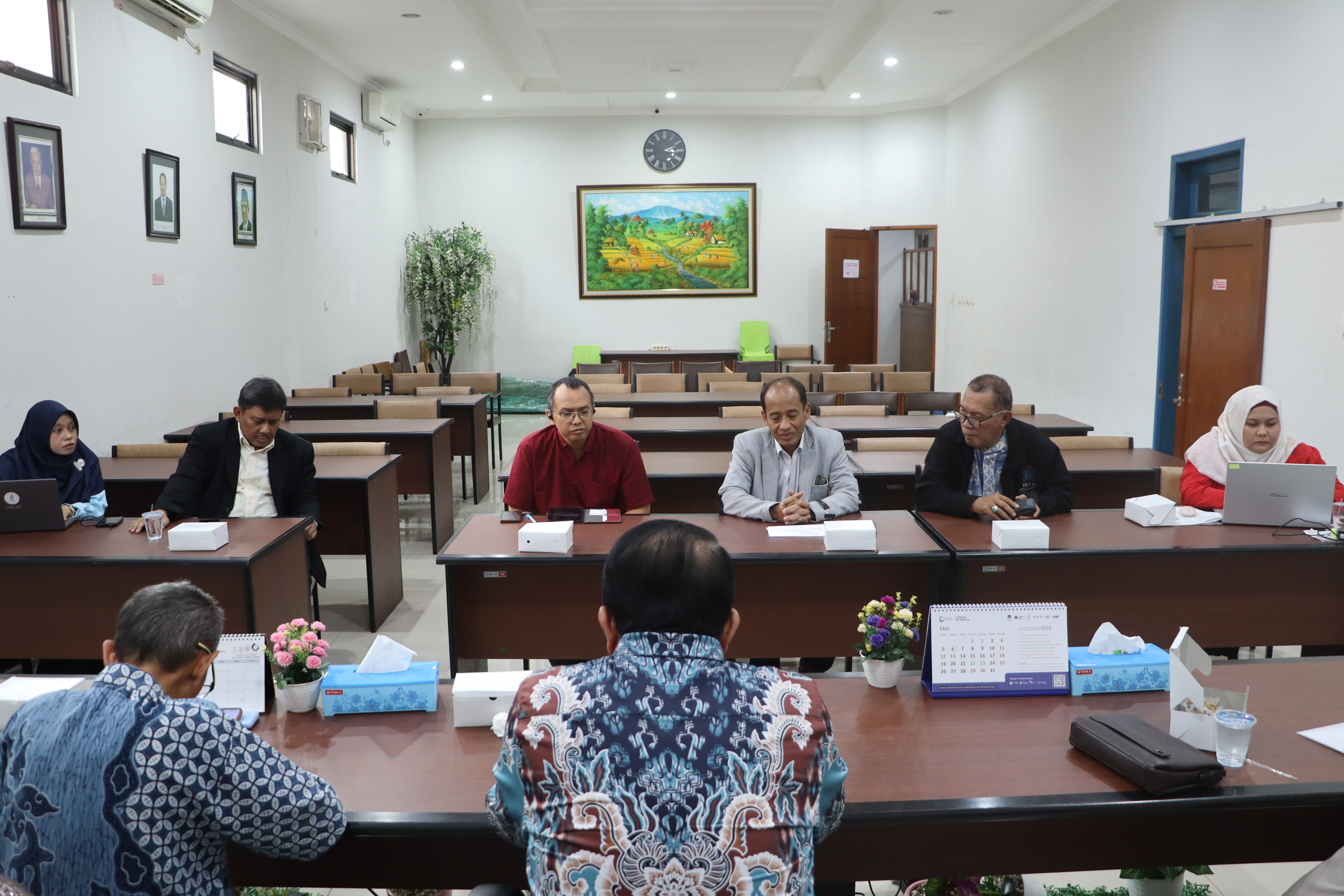Audiensi Wakil Rektor, Dekan, Tim Institut Saint dan Teknologi Nasional (ISTN) Jakarta ke Kantor DPK APINDO Kabupaten Bogor dalam rangka Kerjasama Pendidikan.
