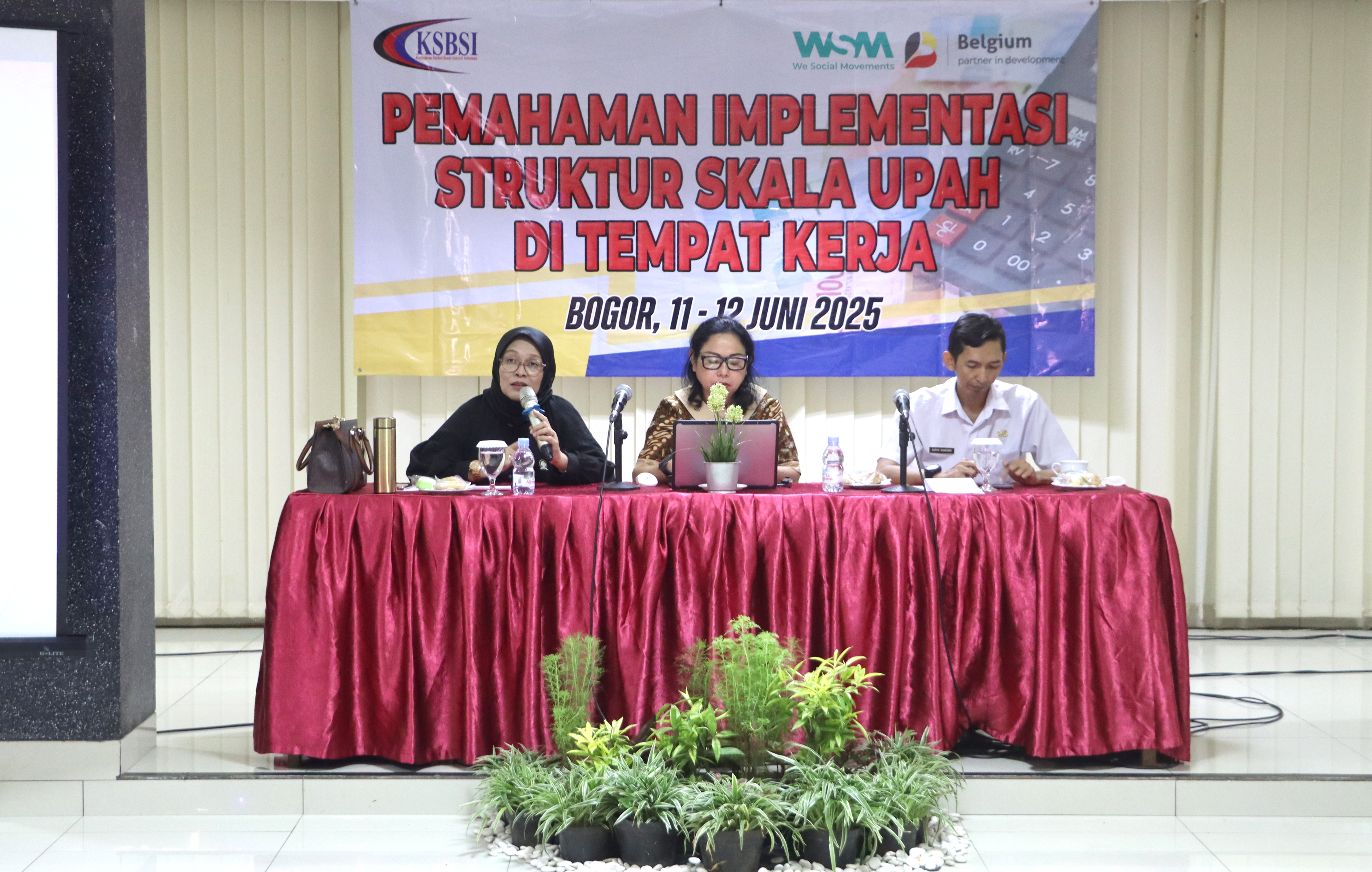 Sebagai Narasumber "Pemahaman Implementasi Struktur dan Skala Upah di Tempat Kerja" yang dilaksanakan oleh DPC KSBSI Kabupaten Bogor.