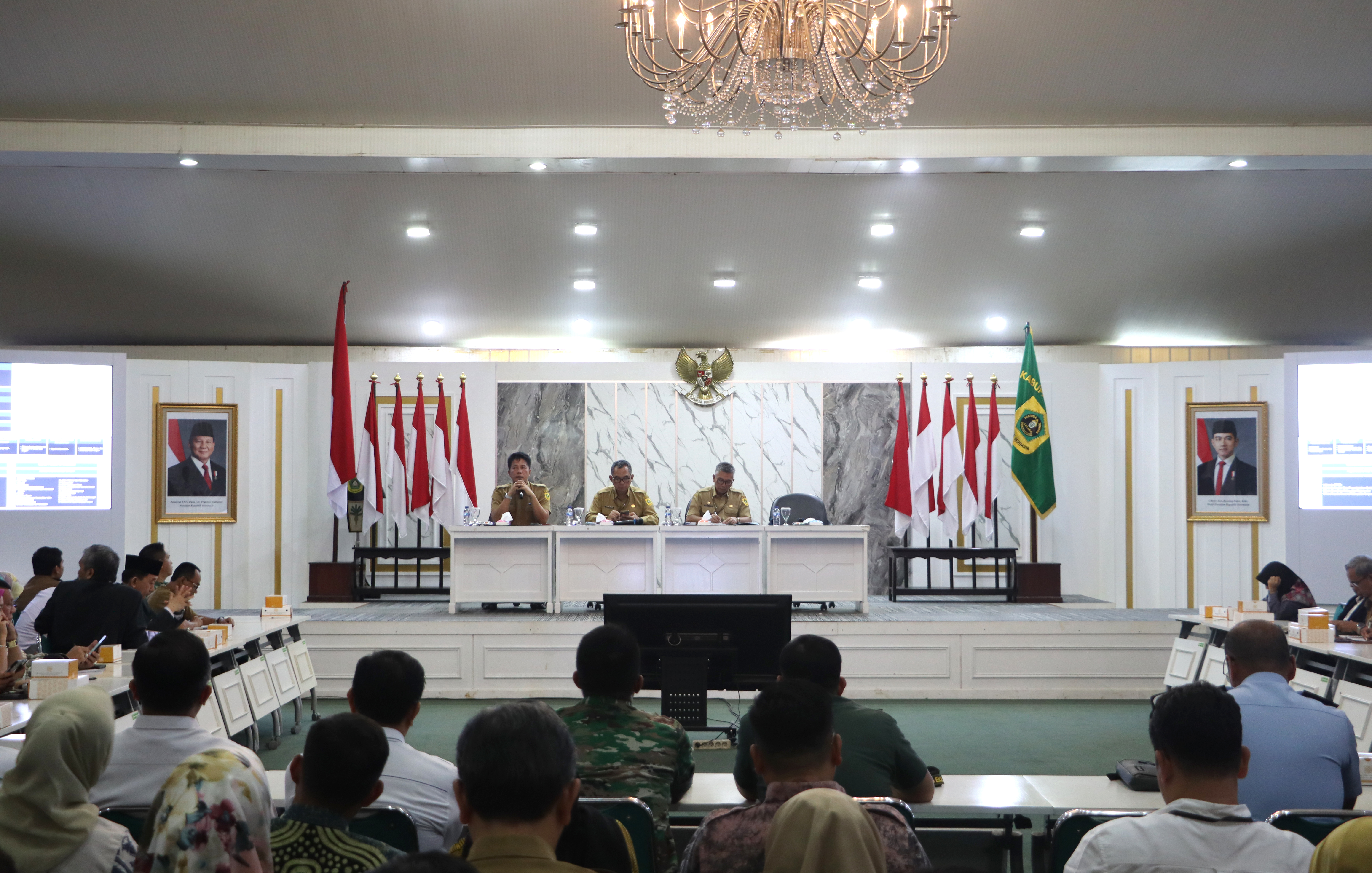 Menghadiri rapat persiapan dalam rangka Hari Jadi Bogor ke - 543 Tahun 2025