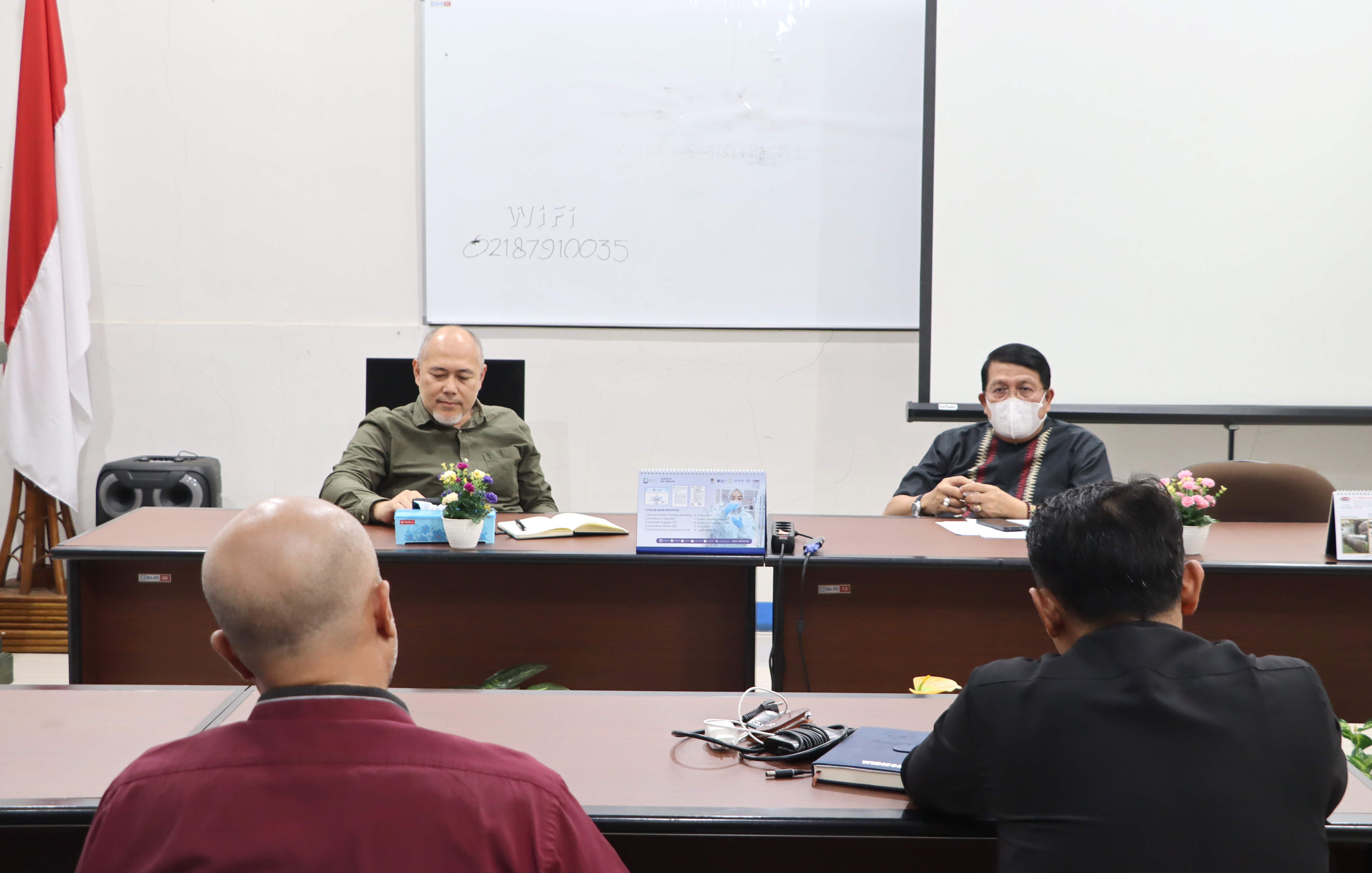 Pertemuan dengan Konsultan SLF dan Pengurus APINDO Kabupaten Bogor.