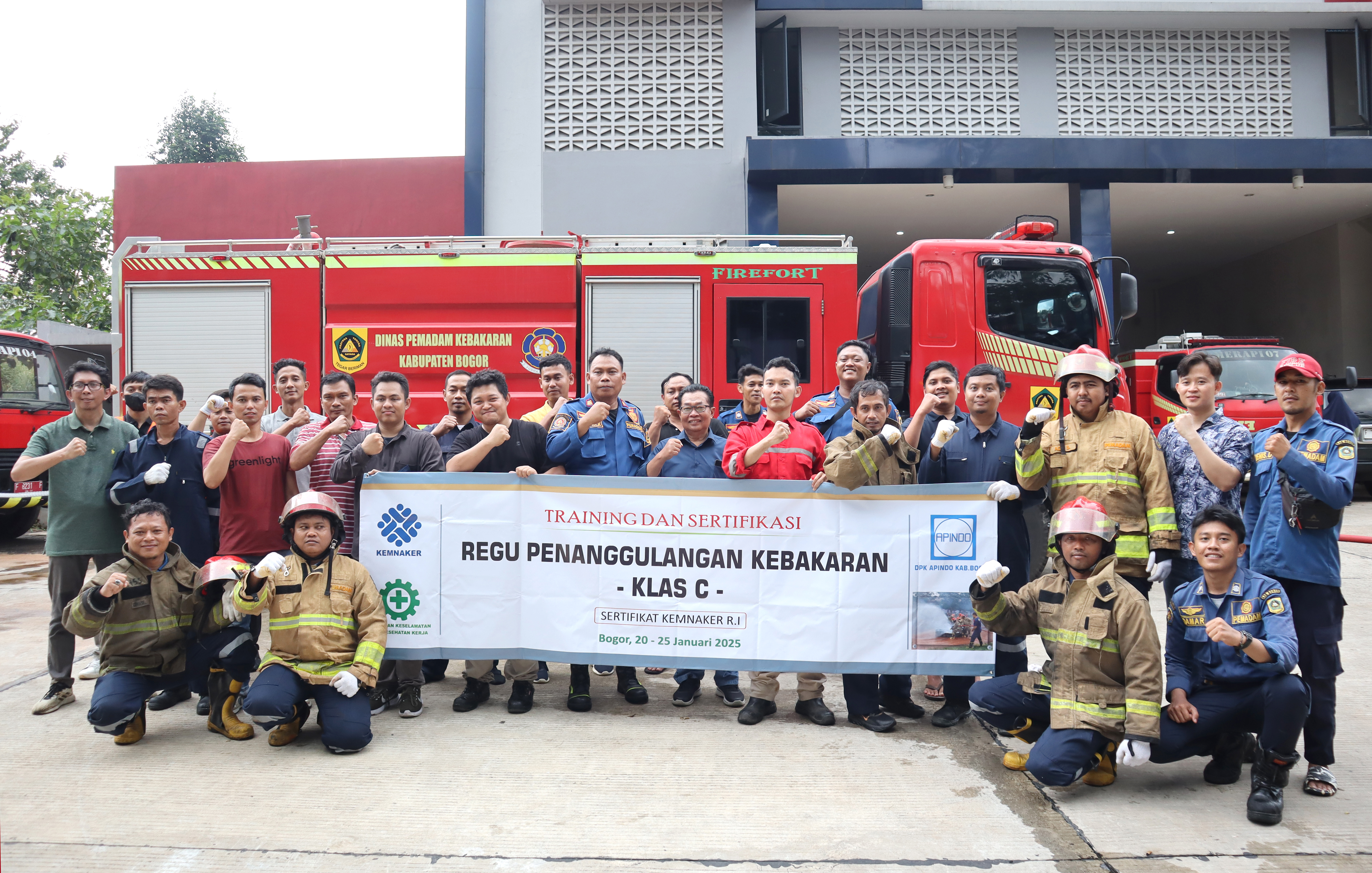 Training dan Sertifikasi Regu Penanggulangan Kebakaran Klas C