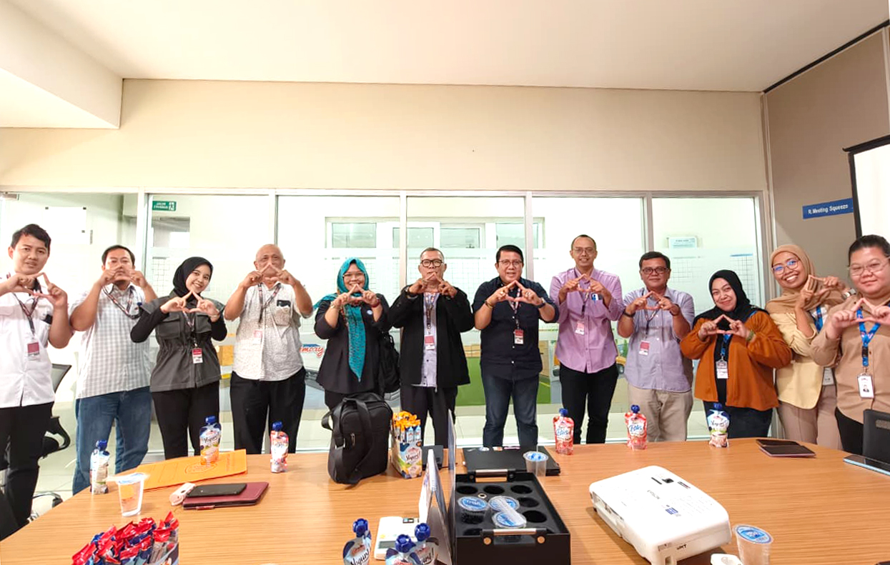 Tim APINDO bersama dengan Warek 1, Wakil Dekan, Kaprodi, Dosen dan Staf ISTN, ke PT. Cisarua Mountain Dairy, Tbk., Sentul, bertemu dengan Tim HRD PT. Cimory dalam rangka Komunikasi dan Koordinasi rencana Pelaksanaan kerjasama Bid Pendidkan
